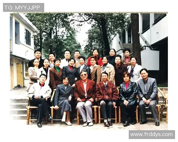 克罗斯马塞洛不莱梅传奇重逢,白衣飘飘的年代再续绿茵情缘 克罗斯马塞洛不莱梅传奇重逢,白衣飘飘的年代再续绿茵情缘